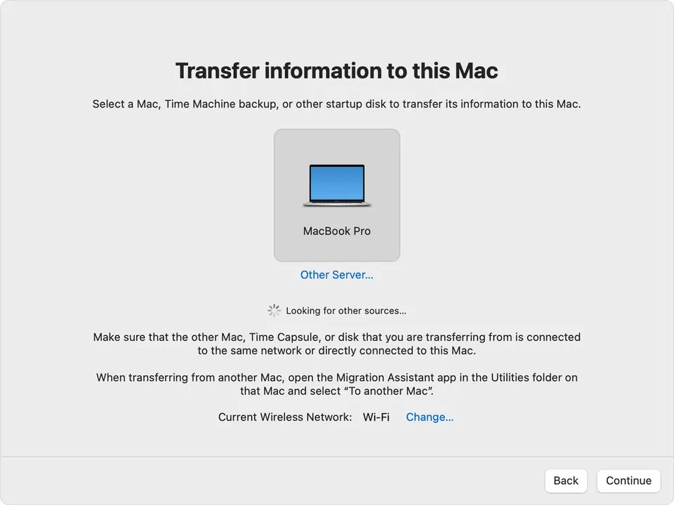 Màn hình Transfer information to this Mac của Migration Assistant đang tìm Mac nguồn