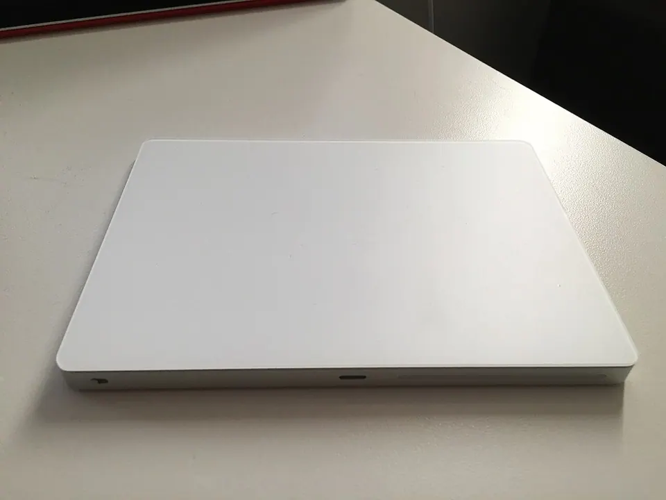 Đánh giá Magic Trackpad: có đáng mua thay chuột?