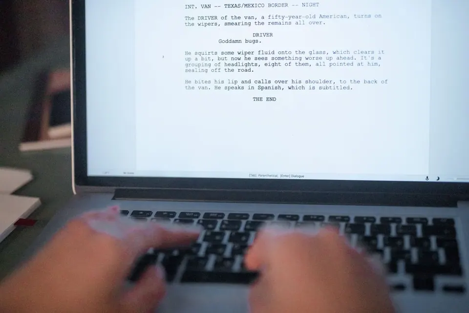 Cách khôi phục phiên bản cũ của file trên Mac