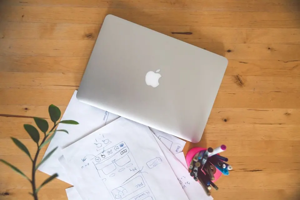 Kinh nghiệm mua MacBook cũ ở Hà Nội: chọn chỗ uy tín